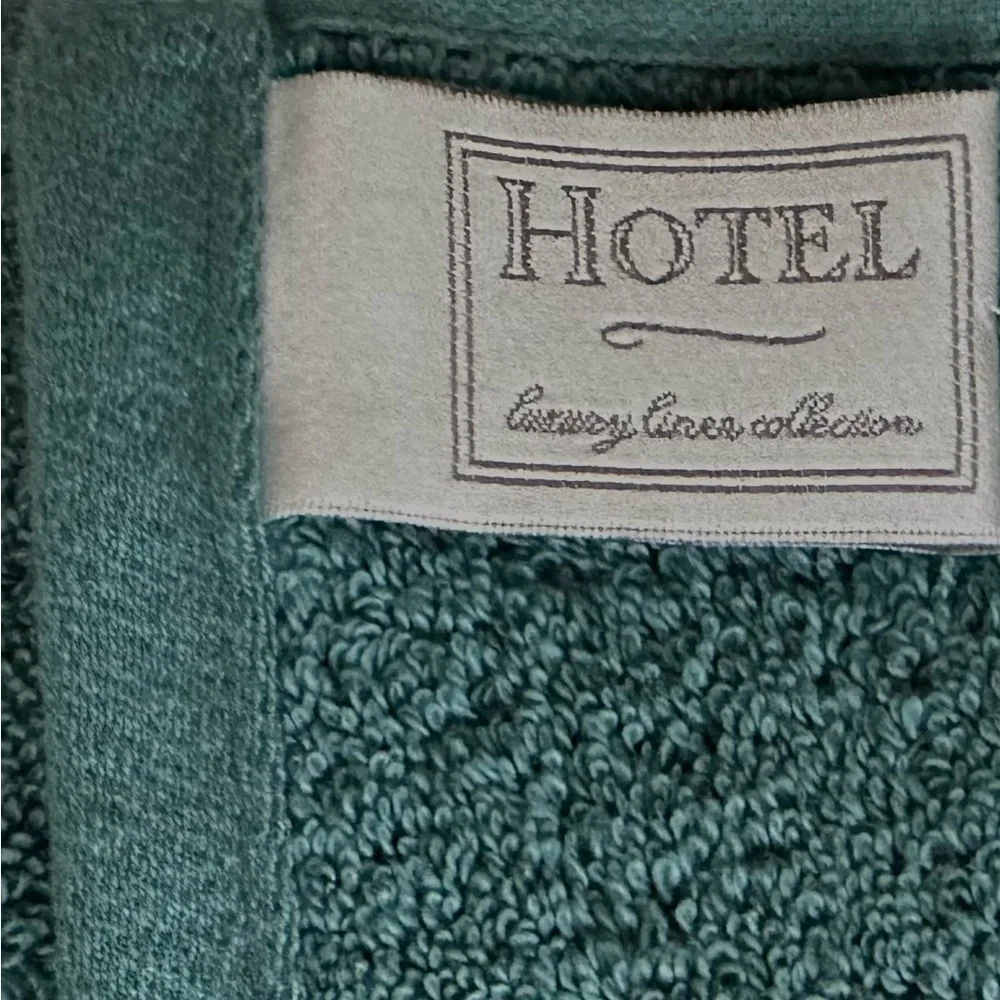 Hotel Collection Teal Cotton Bath Towels Set of 2 NEW WITH TAGS